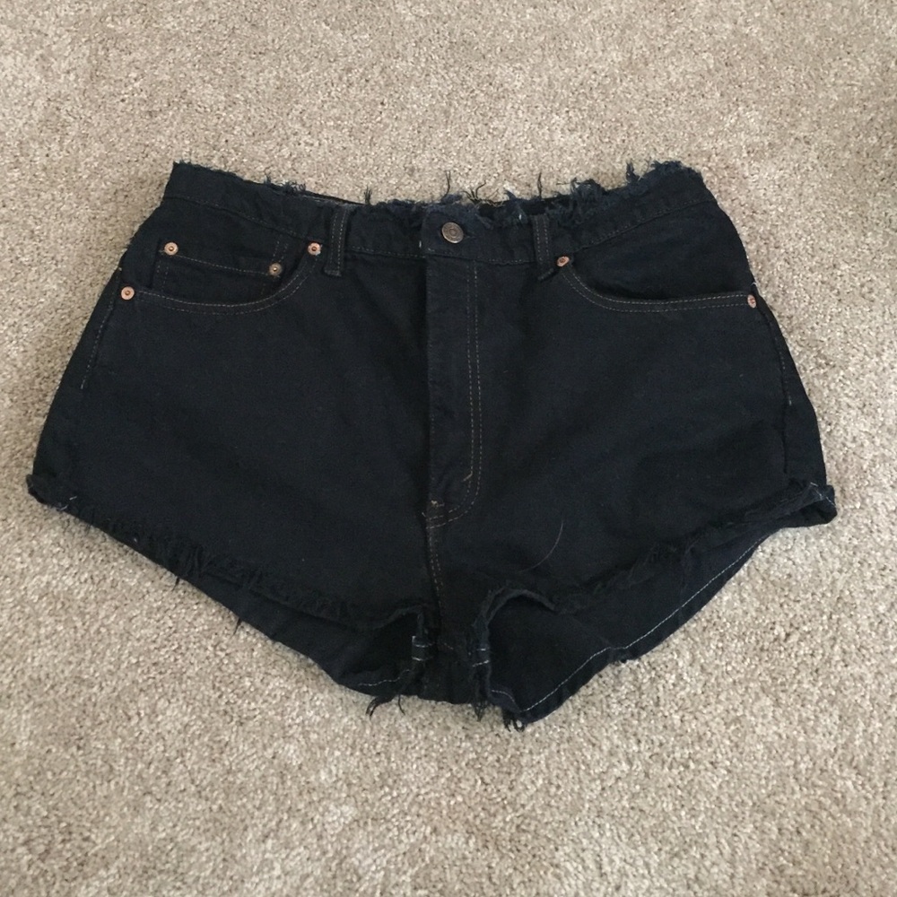 vintage levi's black denim shorts